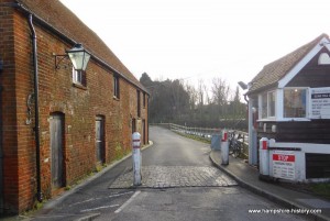 Eling Toll House