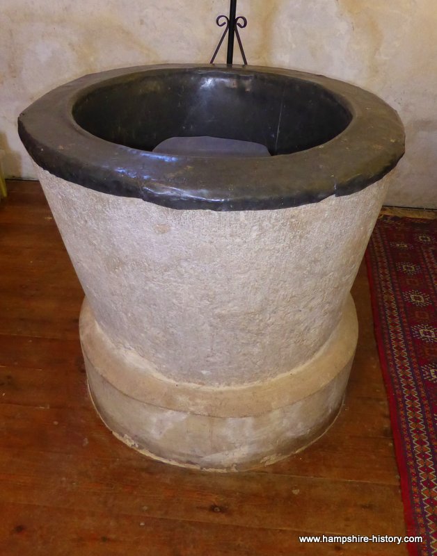 Lead lining the font