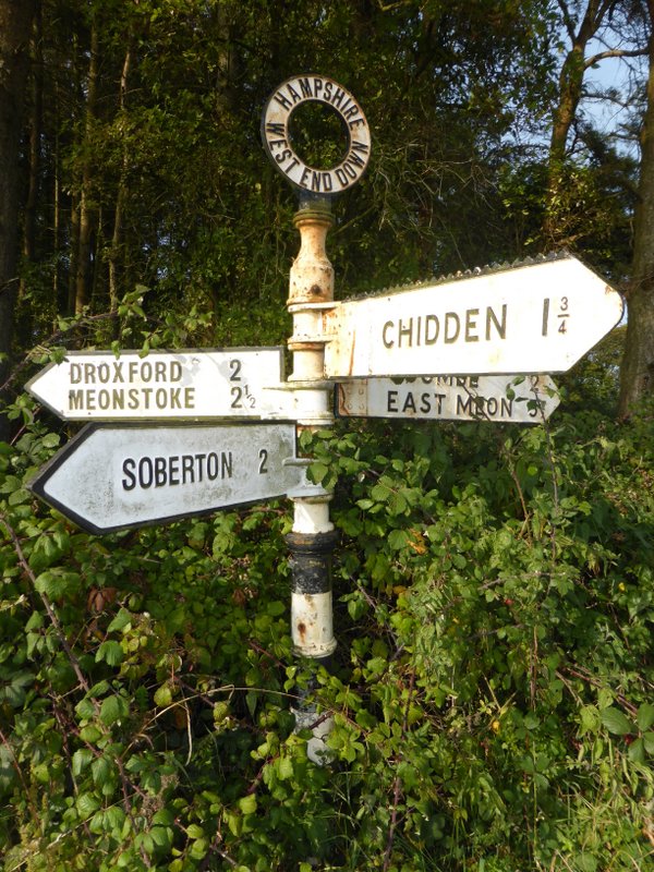 Hampshire Fingerposts